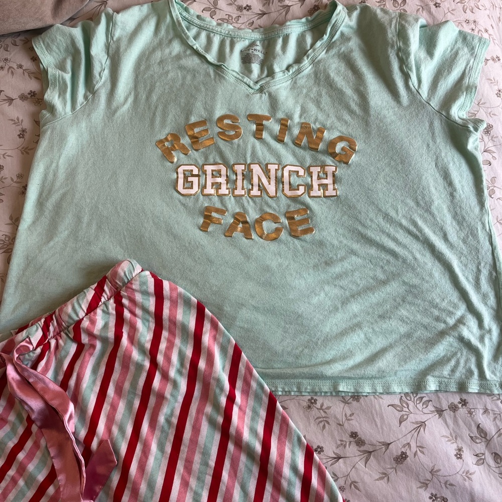 Resting Grinch Face Pajama Set